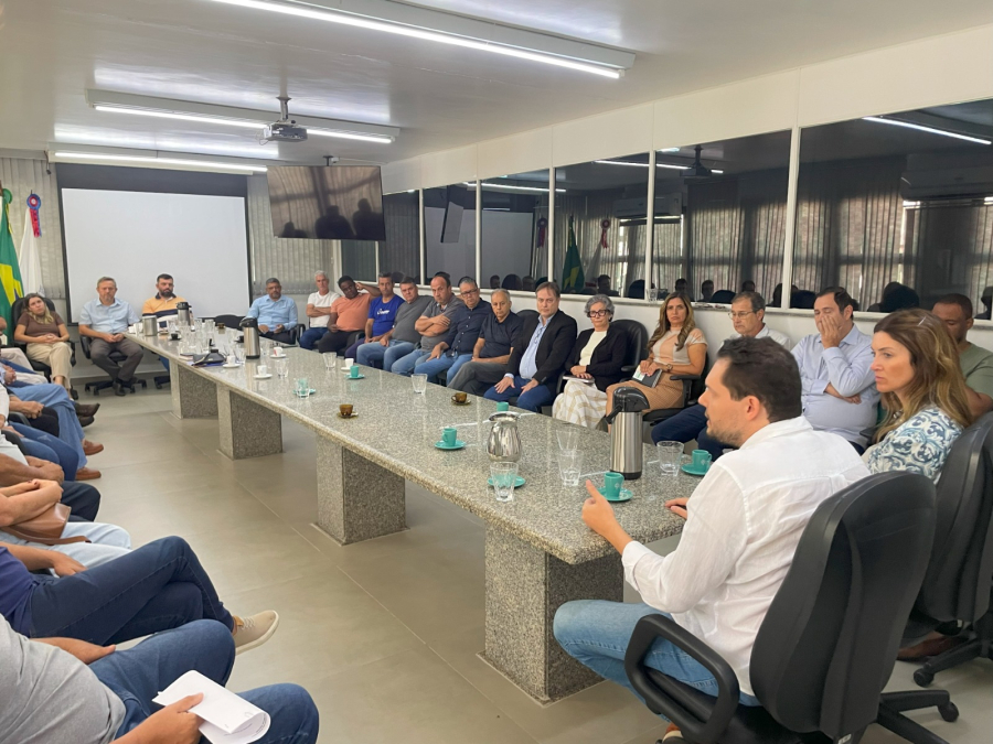 Greyce Elias realiza série de compromissos em Patrocínio durante semana de trabalho